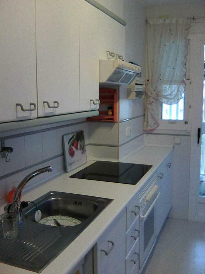 Urbanizacion Jardin Del Mar Apartment El Campello Luaran gambar
